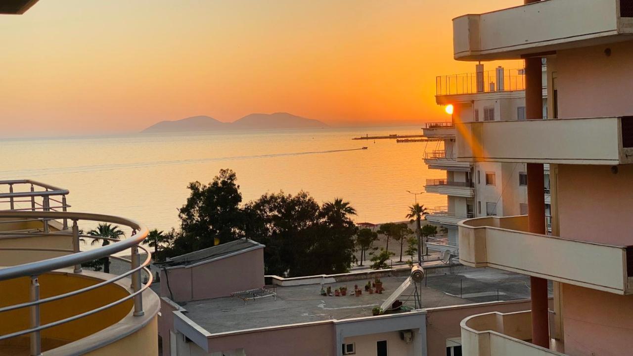 Da Vinci Apartment Vlorë エクステリア 写真