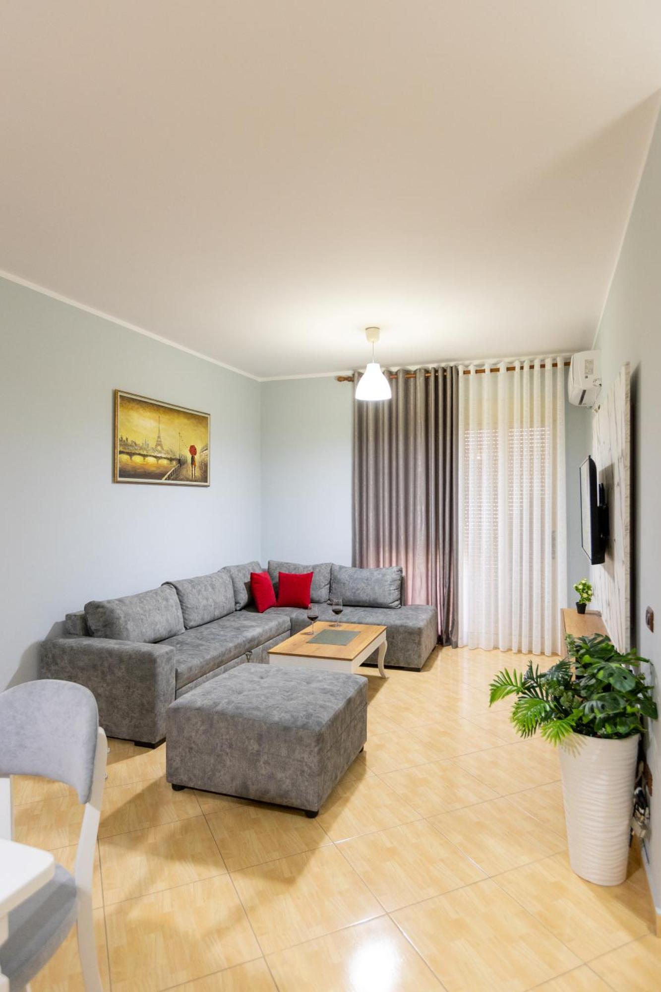 Da Vinci Apartment Vlorë エクステリア 写真