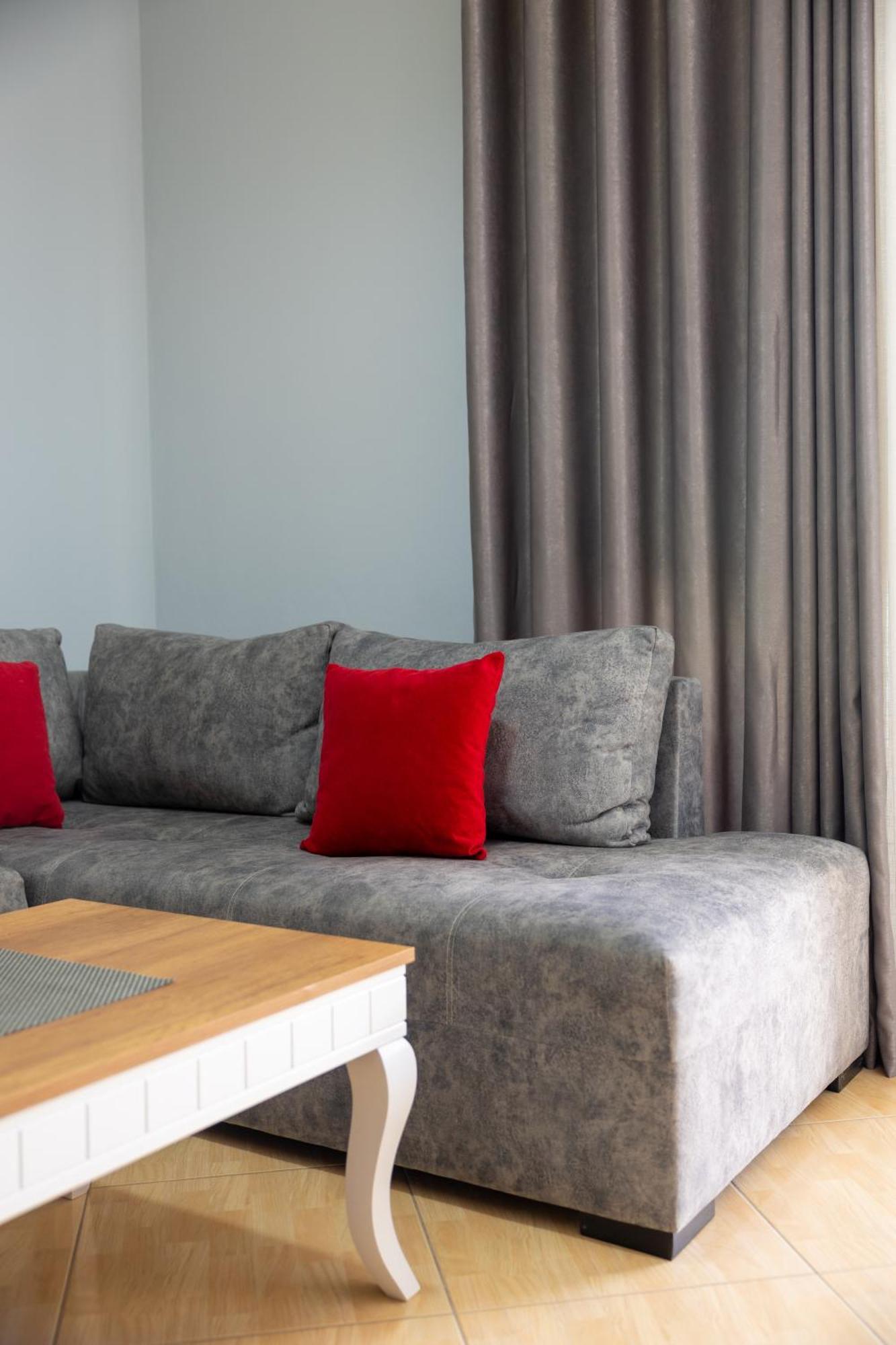 Da Vinci Apartment Vlorë エクステリア 写真