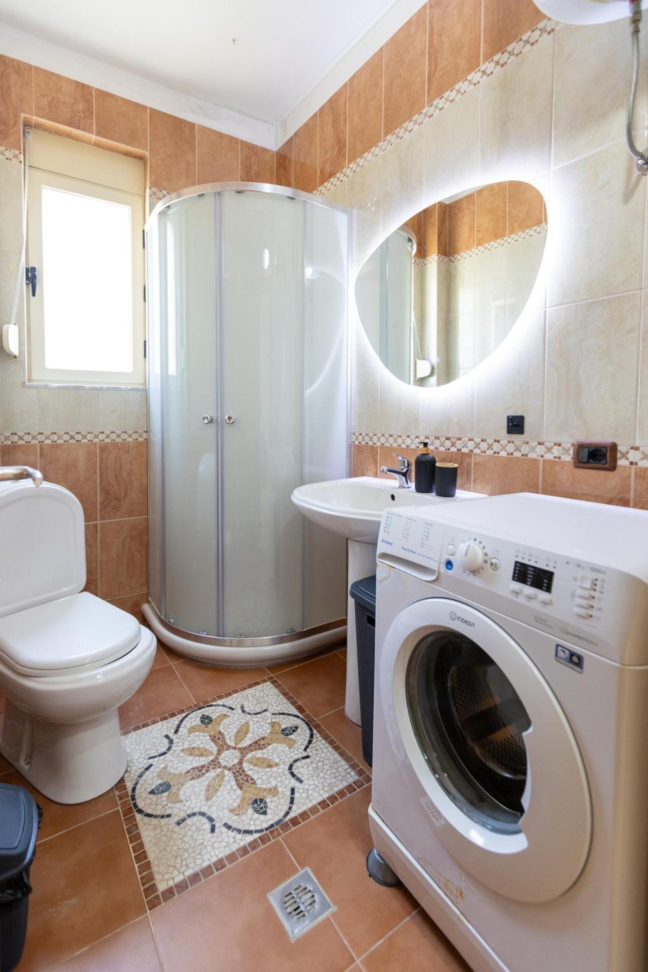 Da Vinci Apartment Vlorë エクステリア 写真