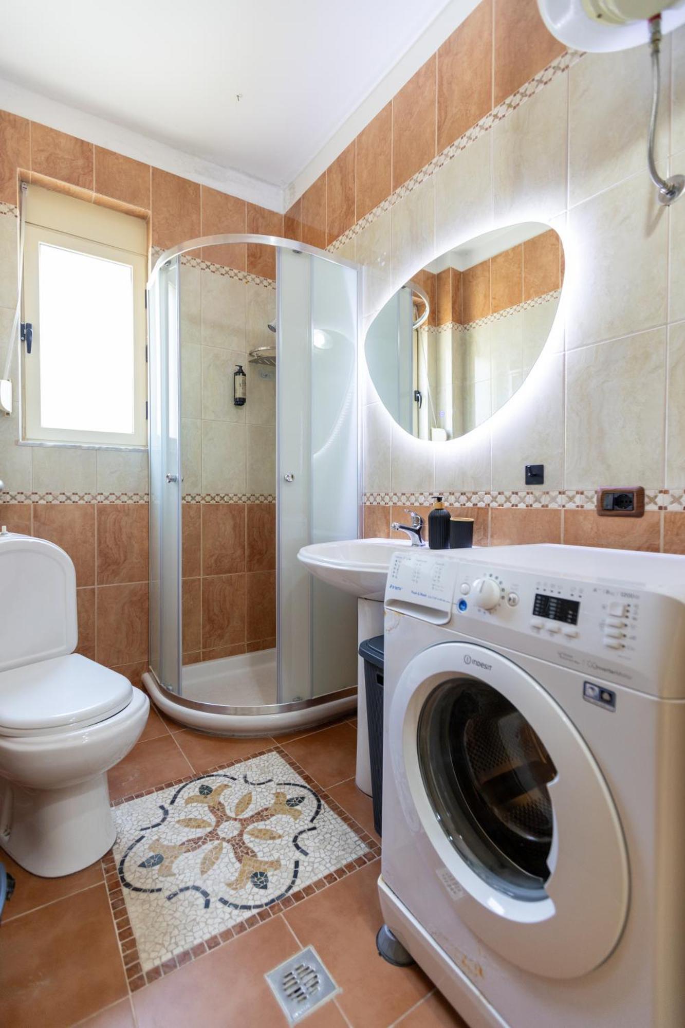 Da Vinci Apartment Vlorë エクステリア 写真
