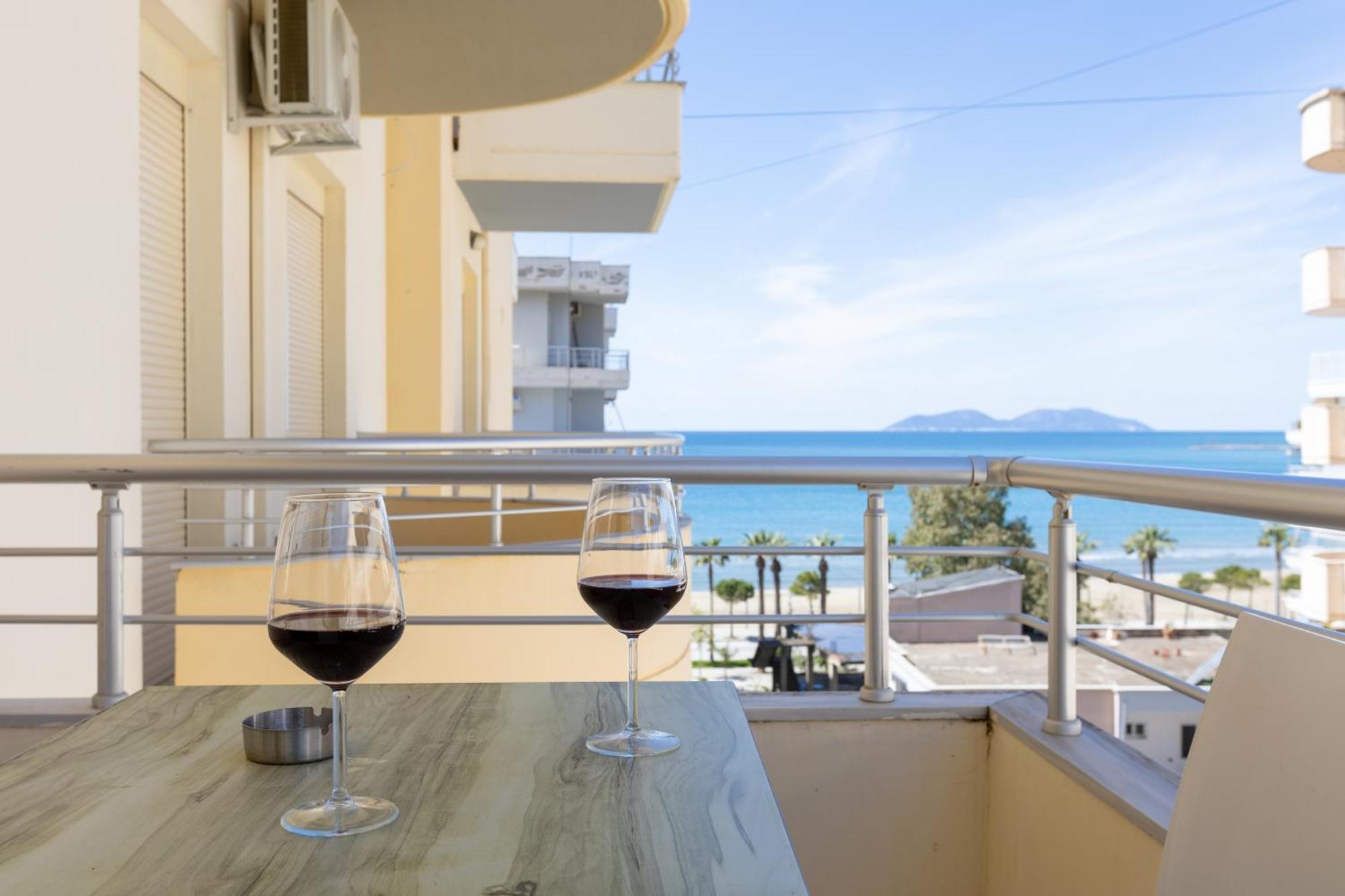 Da Vinci Apartment Vlorë エクステリア 写真