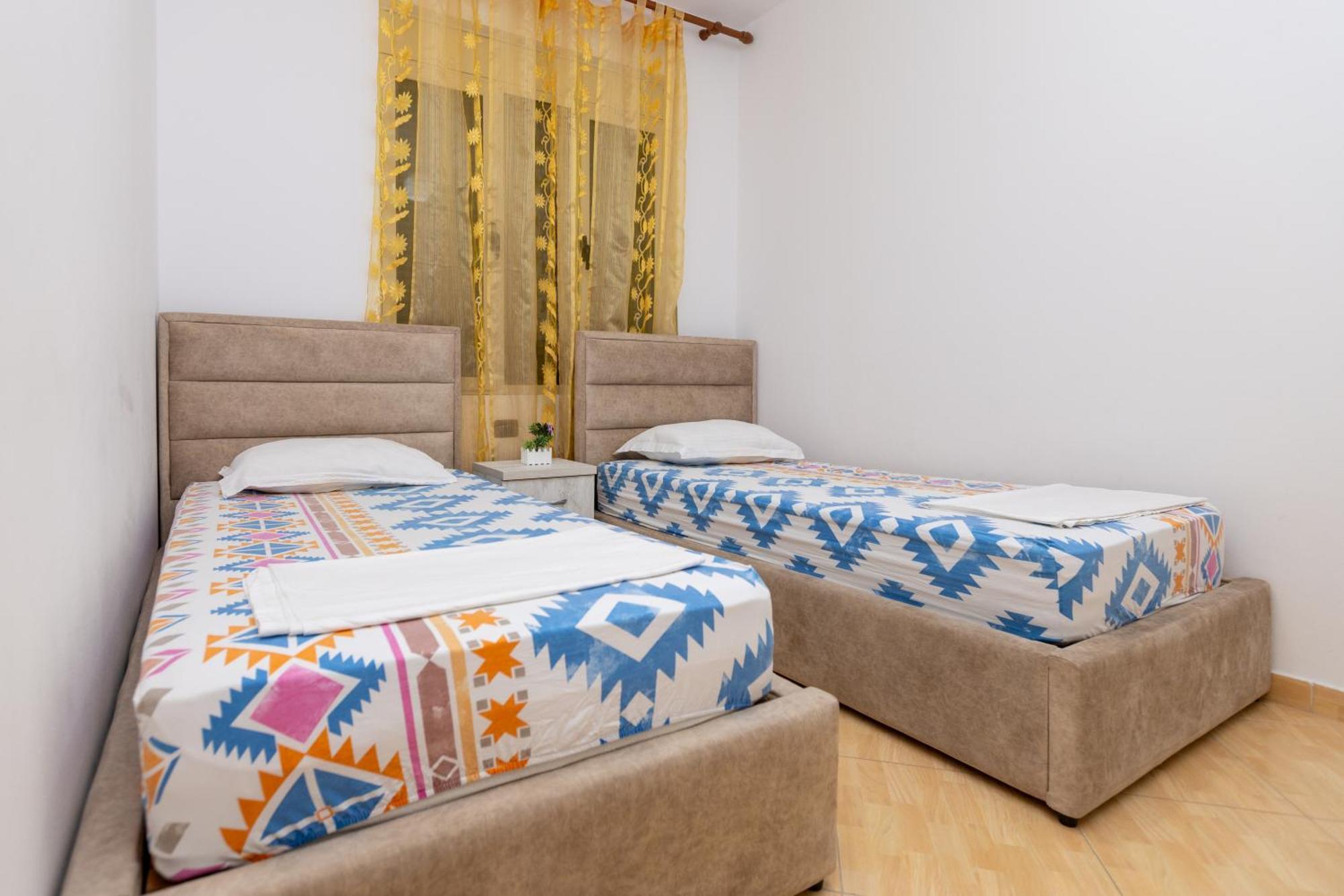 Da Vinci Apartment Vlorë エクステリア 写真